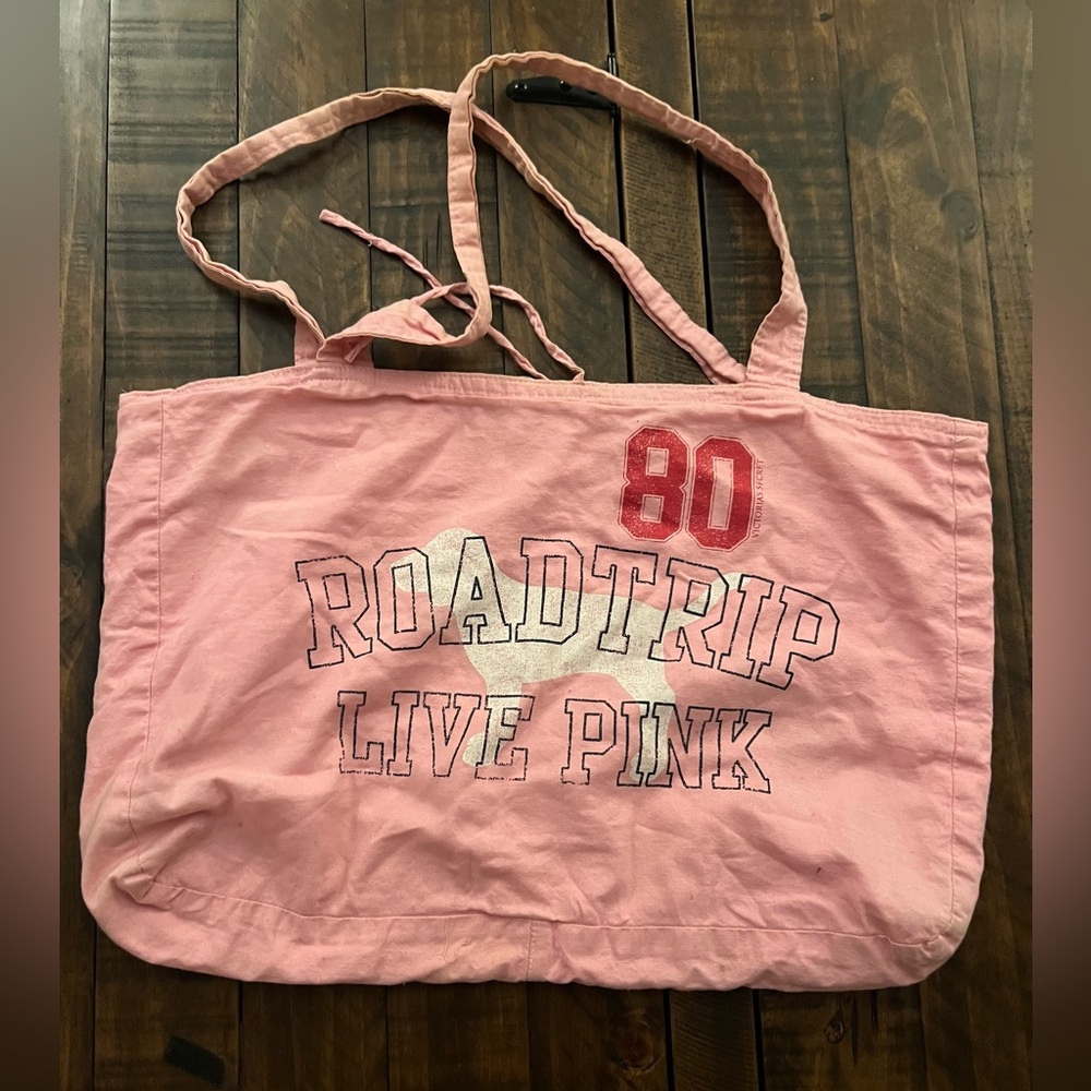 PINK Victoria’s Secret Road Trip Bag